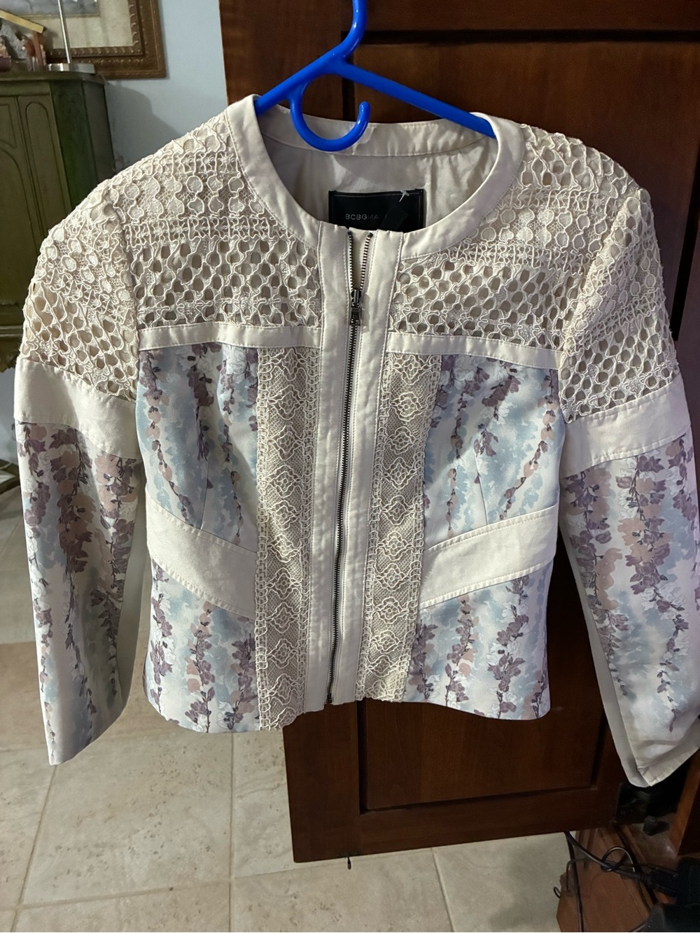 BCBGMaxAzria Cream Lace & Pastel Floral Zip Jacket
